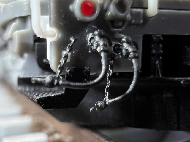 DE10前面グレードアップパーツ エアホースチェーン