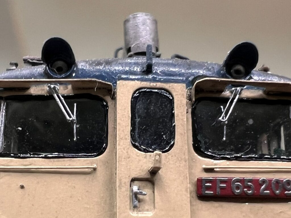 汎用ワイパー 3D-B005 EF65 2092への取り付け例